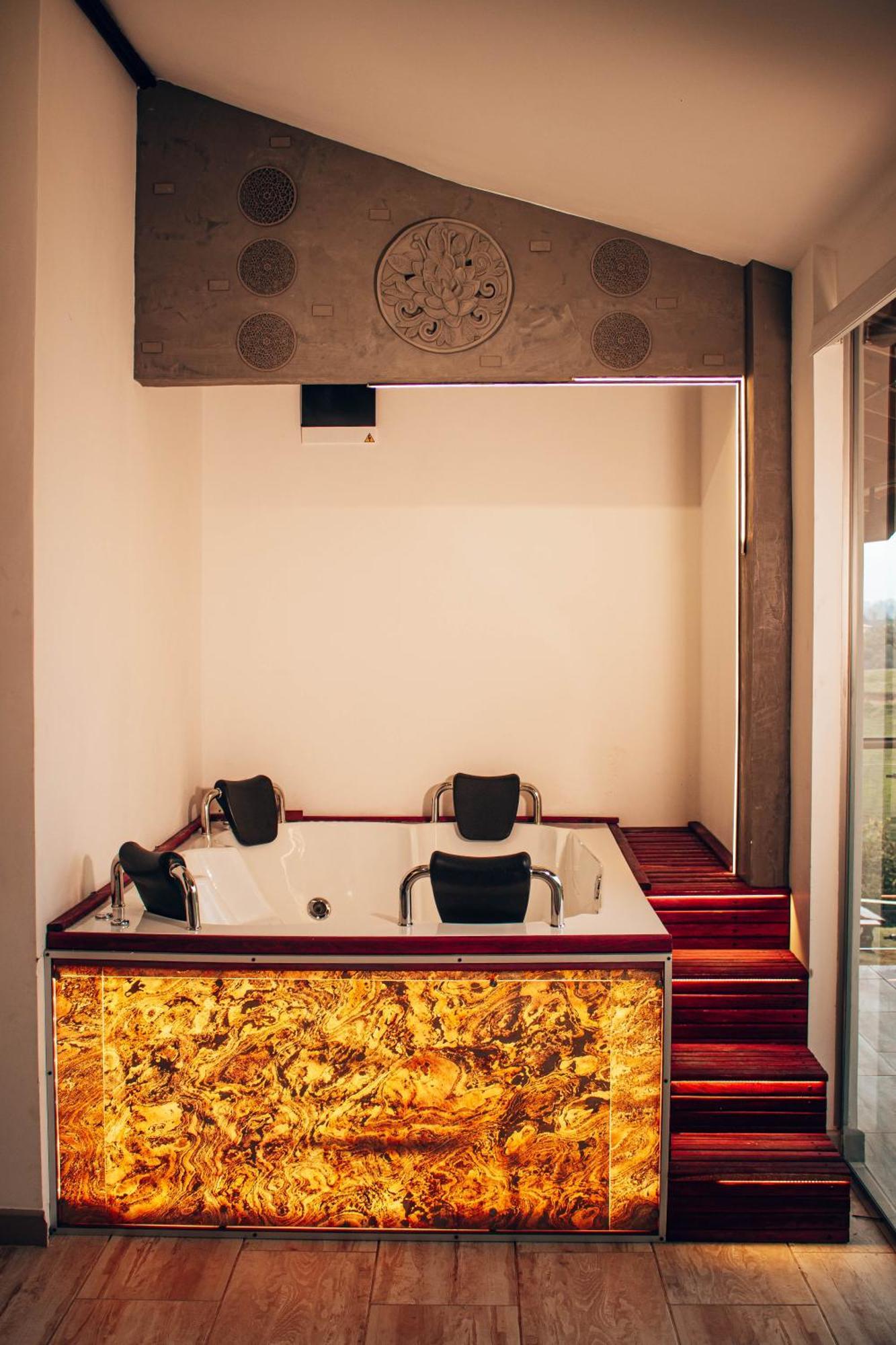 Oeroek Hotel Rionegro Luaran gambar